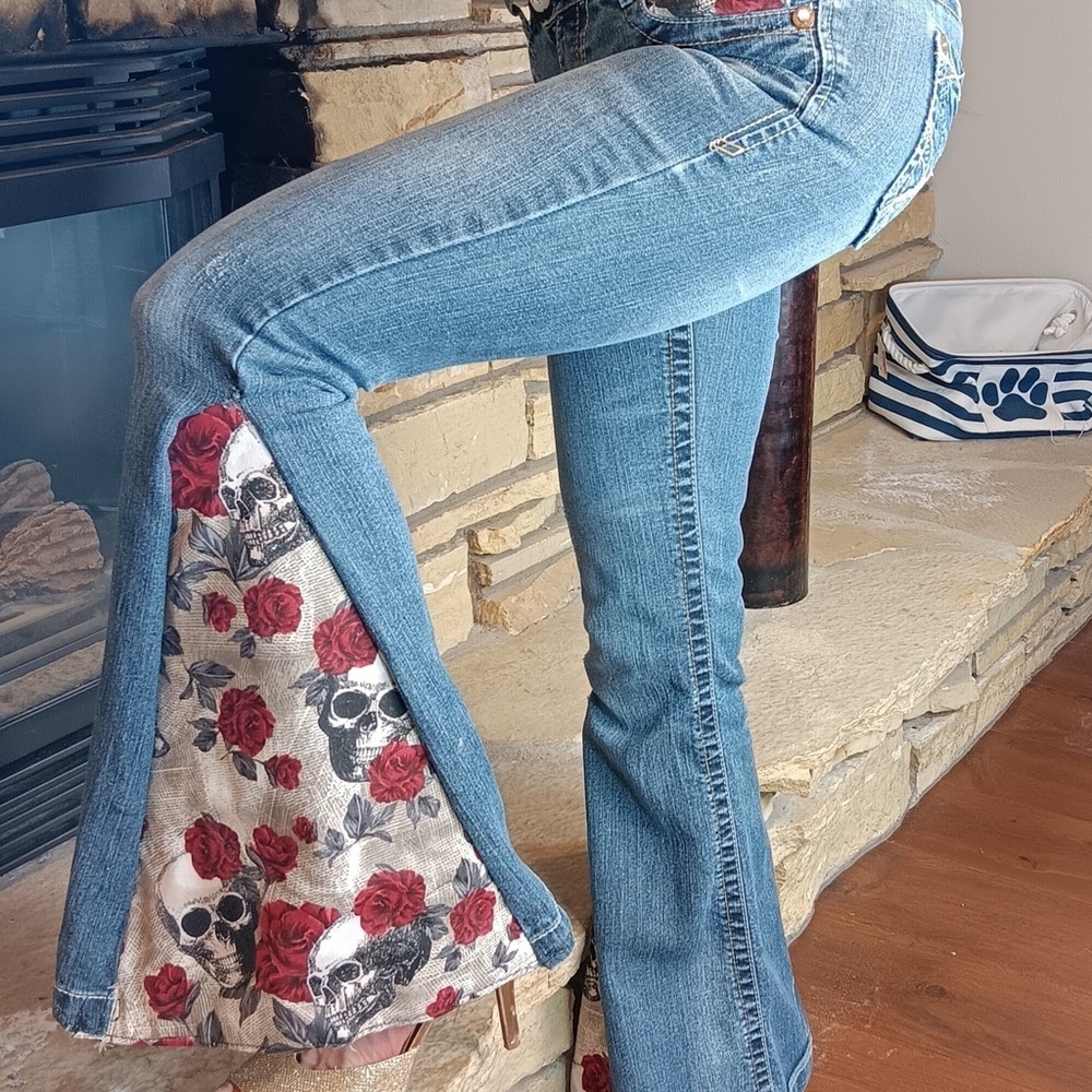 Upcycled, Wallflower Size 3 Flared Jeans Handmade Roses & Skulls Jeweled Lace - Picture 10 of 15